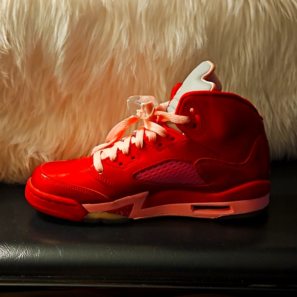 Women's Nike Jordan Retro 5 Valentine's Edition 6Y